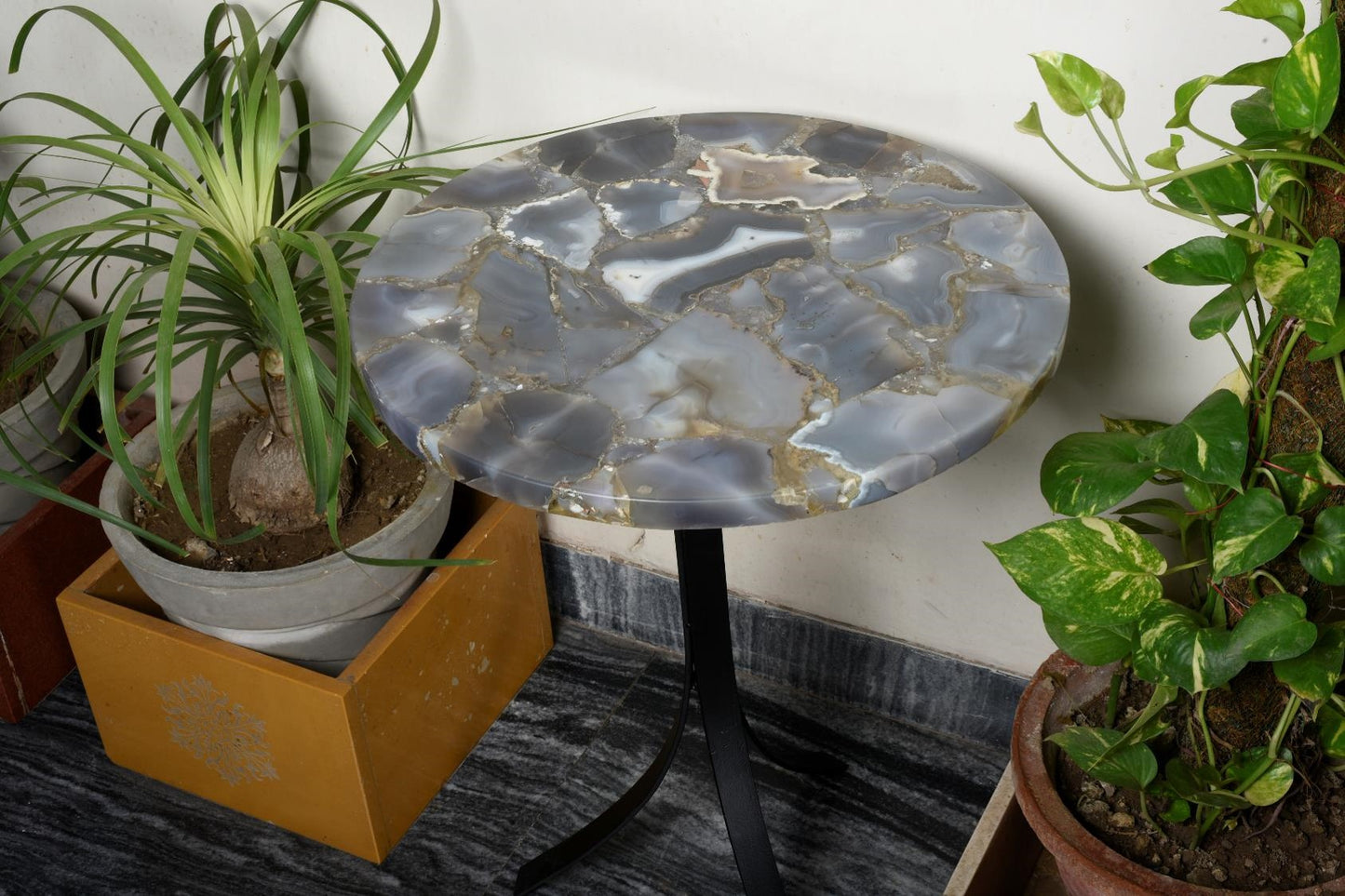 Stone Plus India Grey Agate Table with 3 legged Metal Base