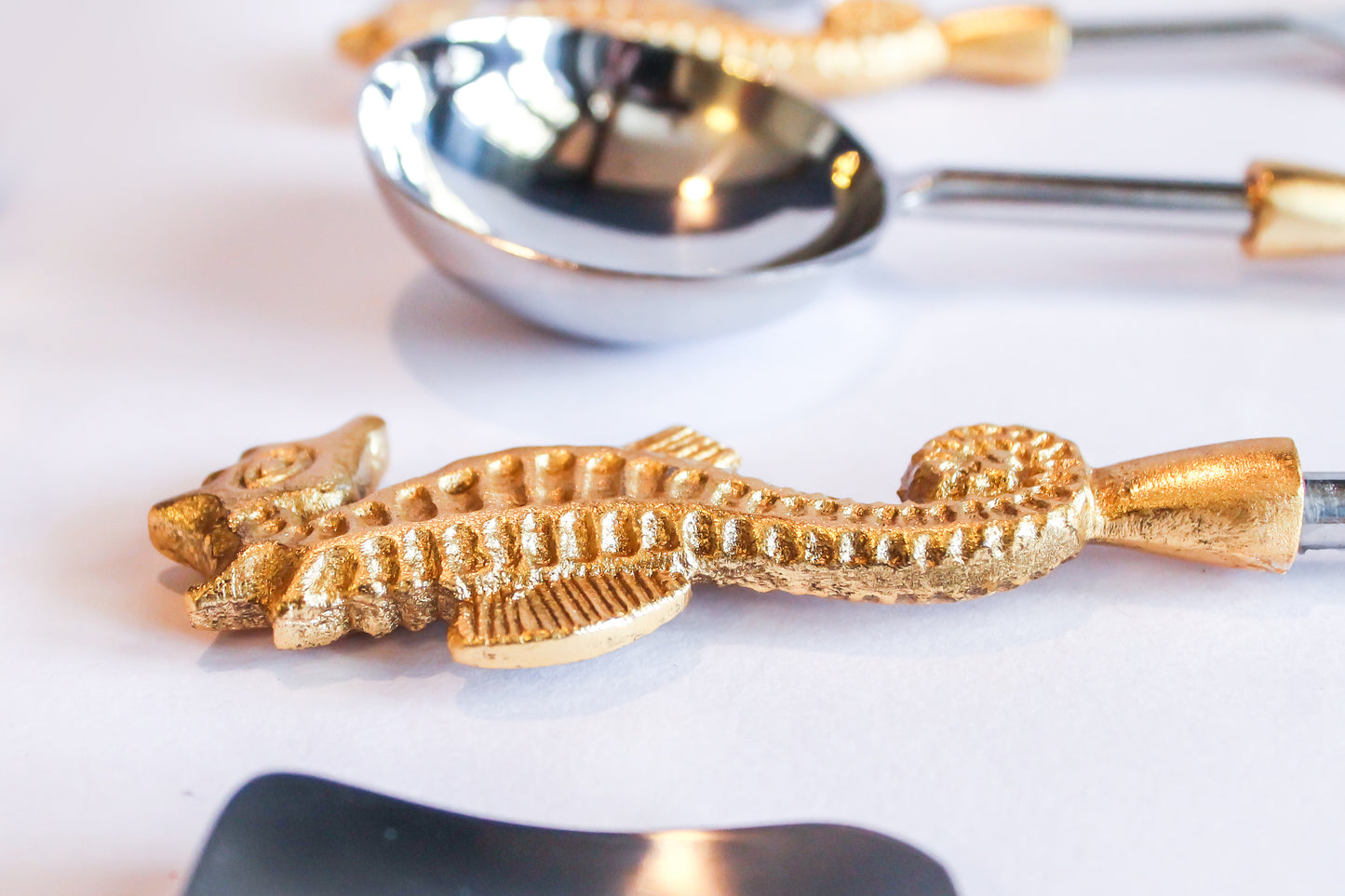 Opulent Homes Serving Spoon Set seahorse