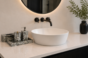 Black Mother Of Pearl Bathset