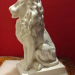 opulent homes marble lion