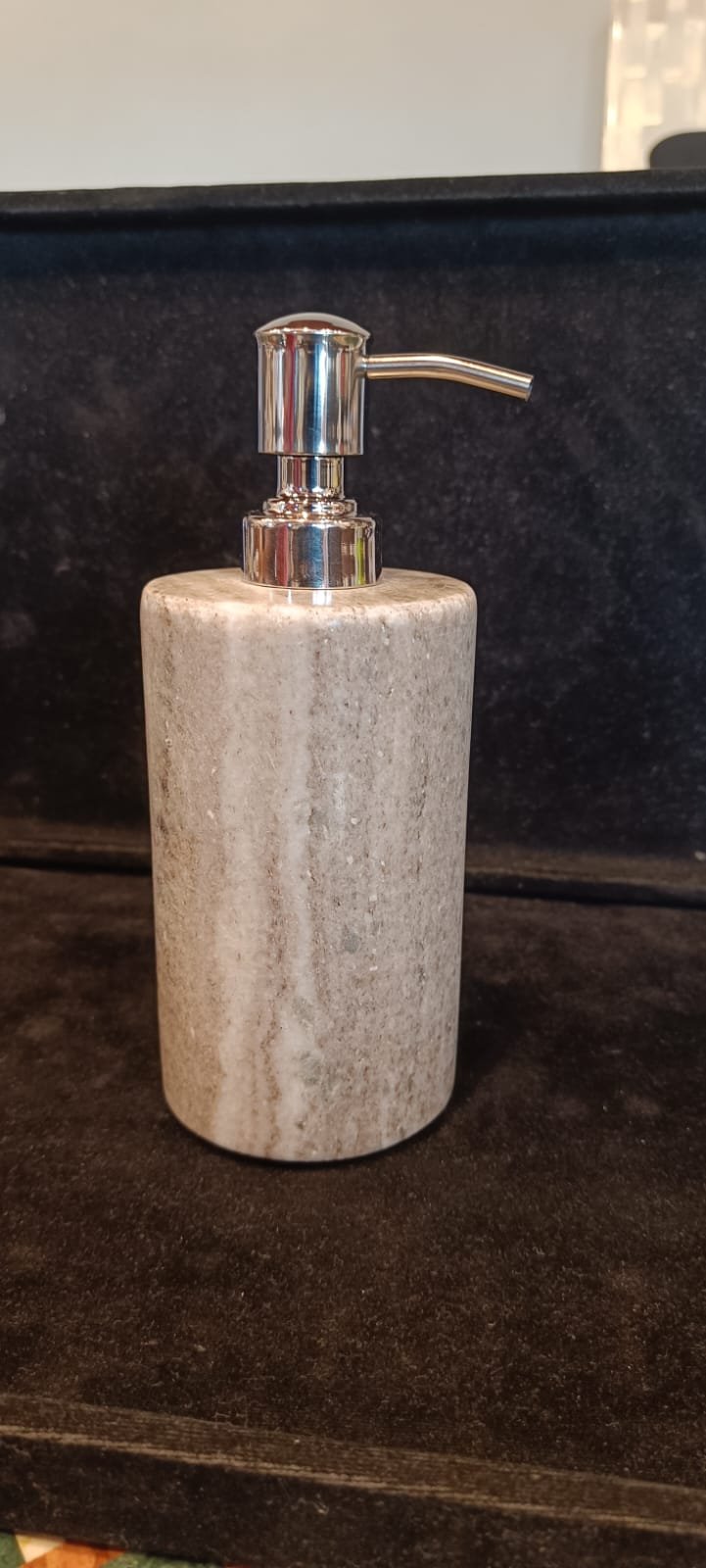 Soap dispenser